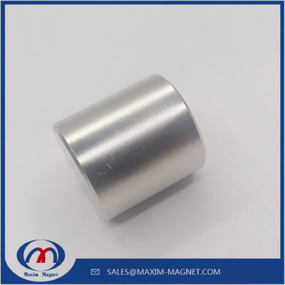 China Large Neodymium Magnetic disc magnet cylinder D23.5x25mm N45 supplier