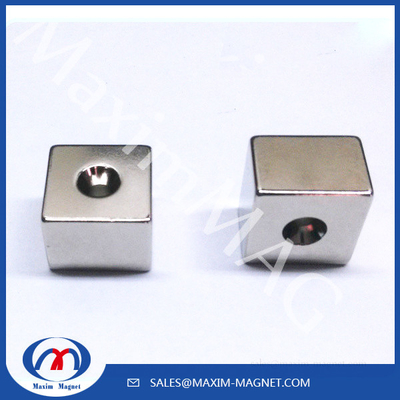 China countersunk hole neodymium block magnets supplier
